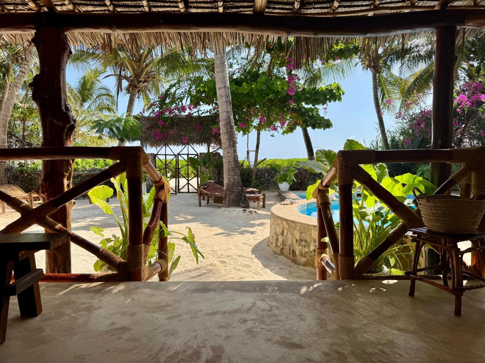 Villa Kipara - Private Beach & Pool 프와니 음찬가니 외부 사진