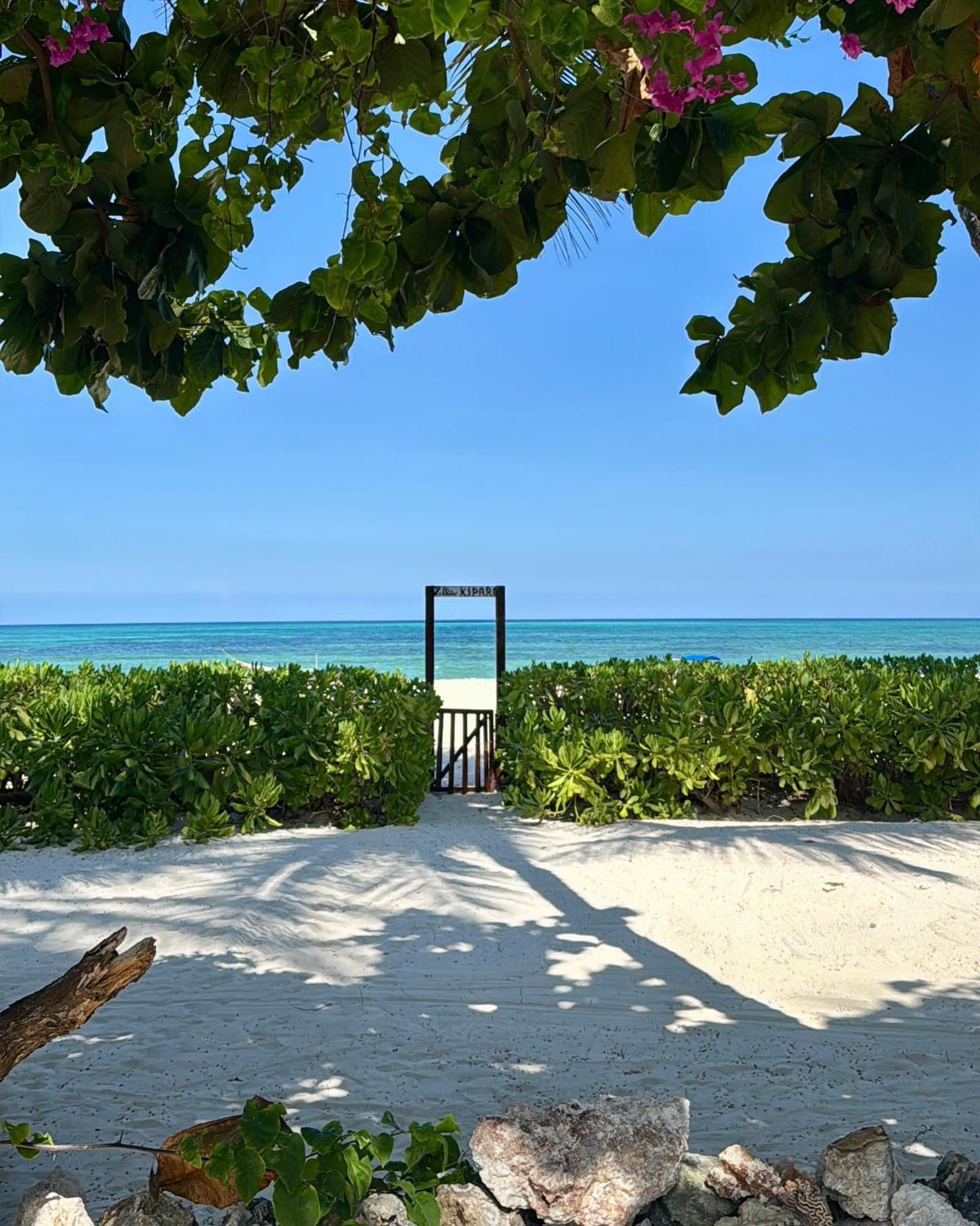 Villa Kipara - Private Beach & Pool 프와니 음찬가니 외부 사진