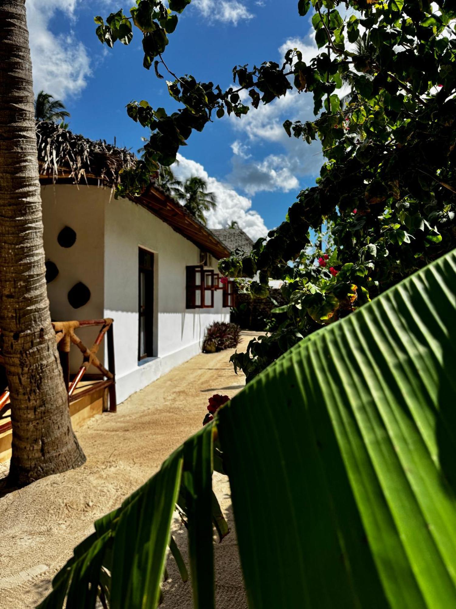 Villa Kipara - Private Beach & Pool 프와니 음찬가니 외부 사진
